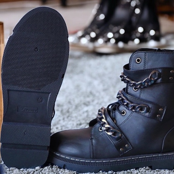 Lace up chain pu leather combat boots - Picture 3 of 5